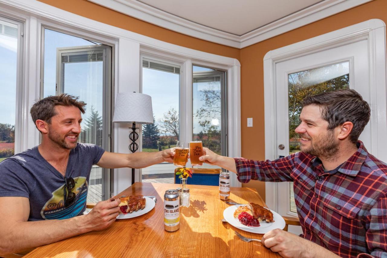 Fox Point Inn Parrsboro Екстериор снимка