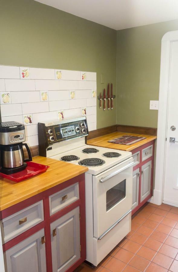 Fox Point Inn Parrsboro Екстериор снимка