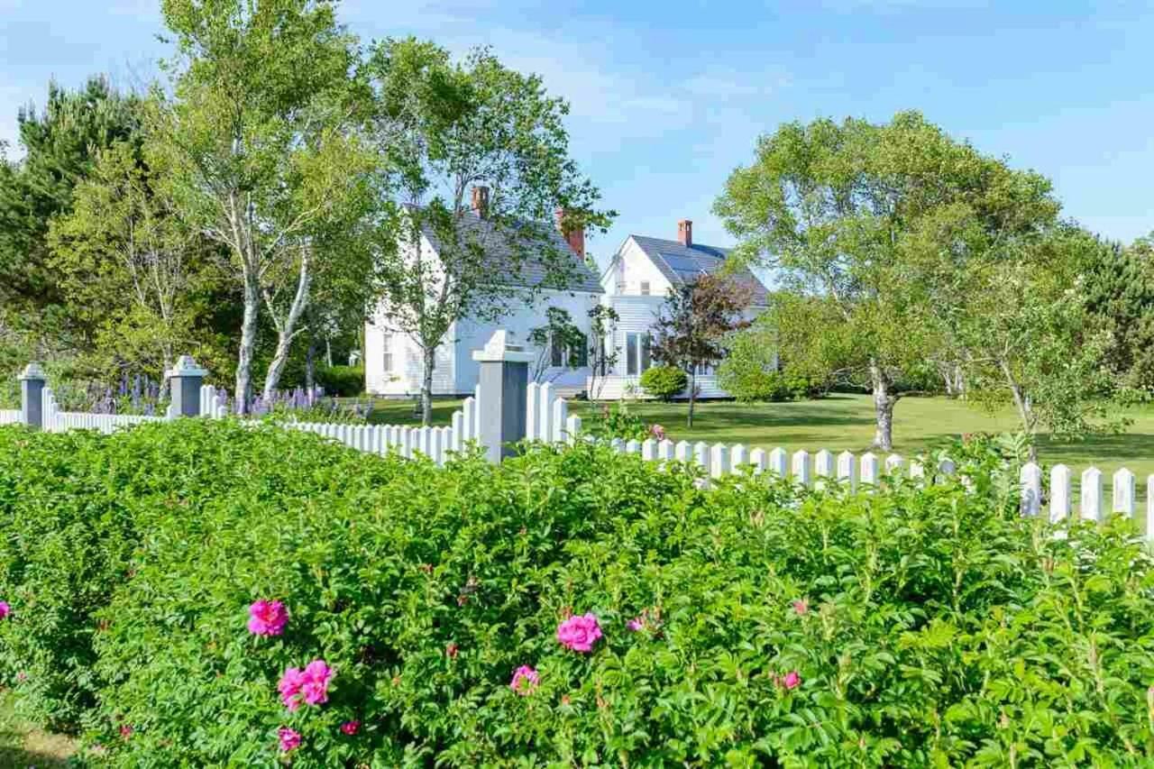 Fox Point Inn Parrsboro Екстериор снимка