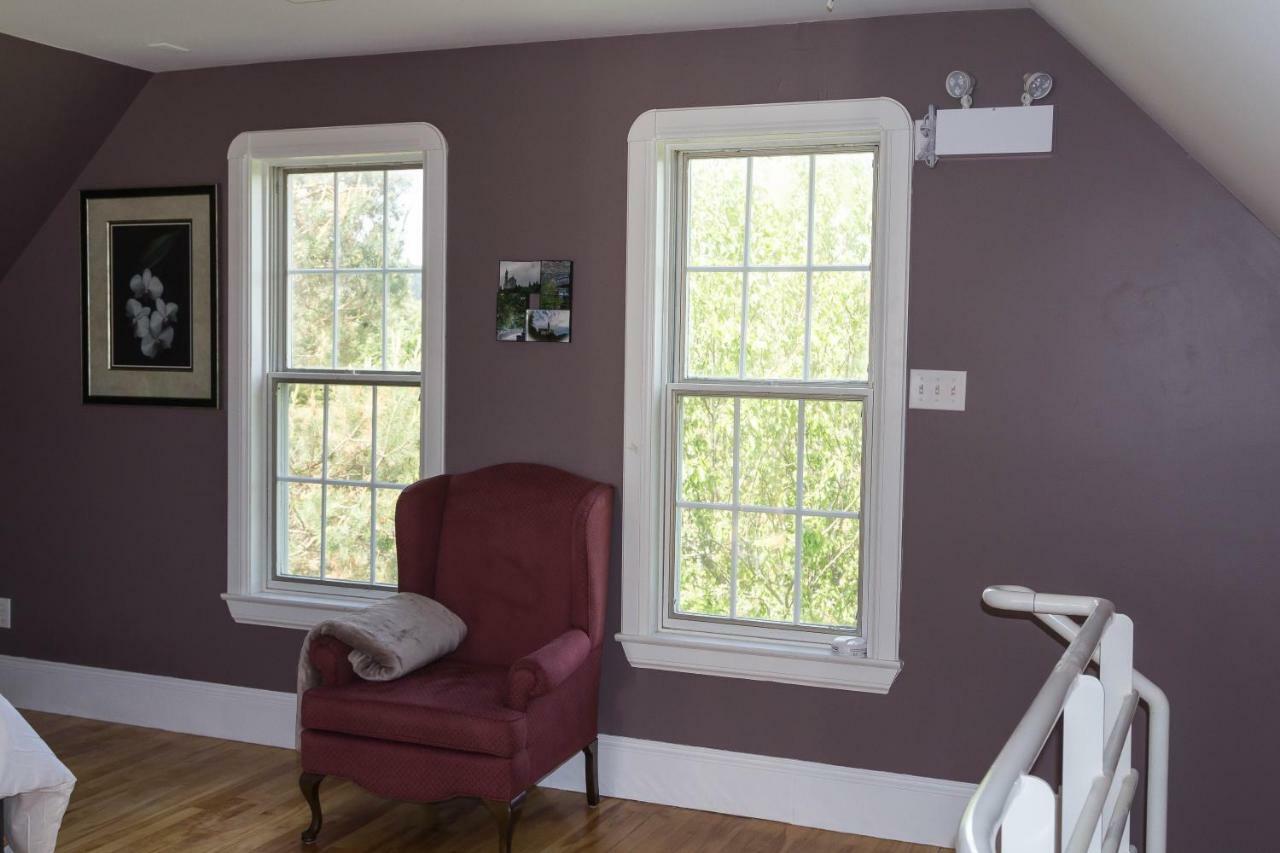 Fox Point Inn Parrsboro Екстериор снимка