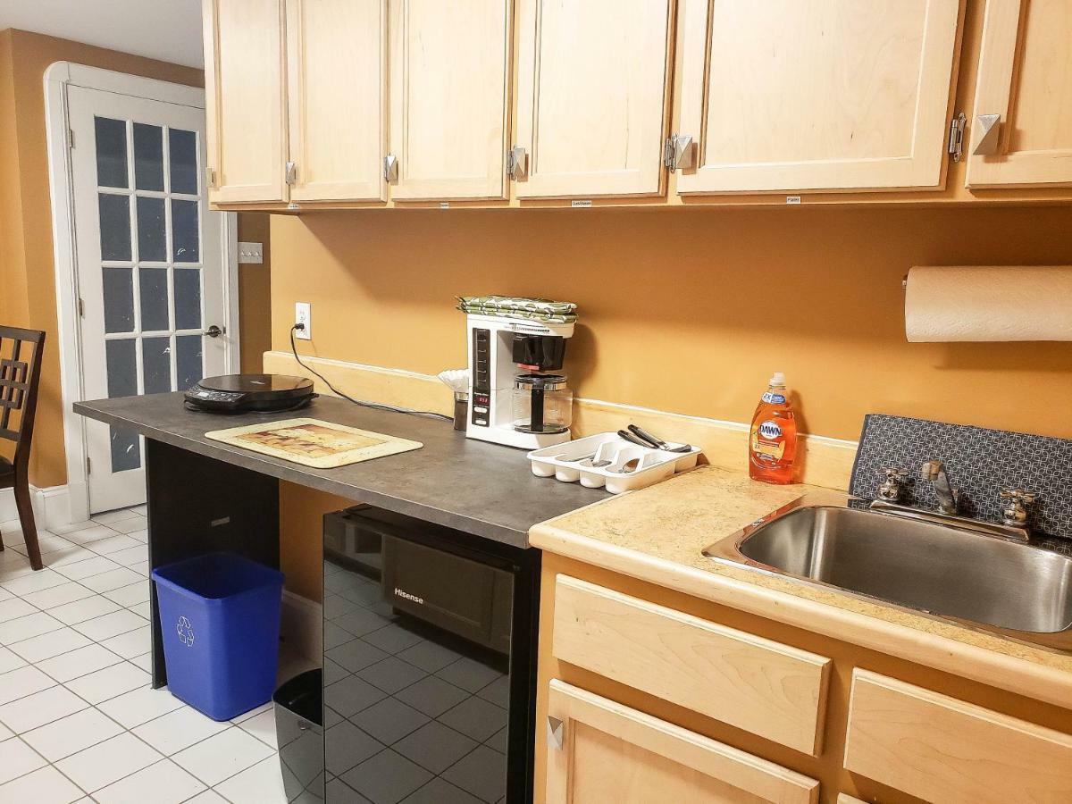 Fox Point Inn Parrsboro Екстериор снимка